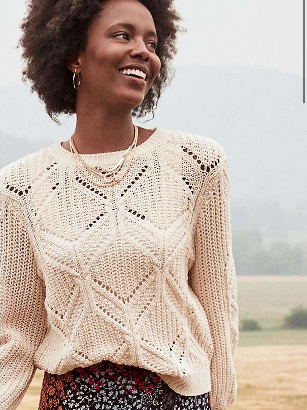 MAURICES Cream Crewneck Sweater